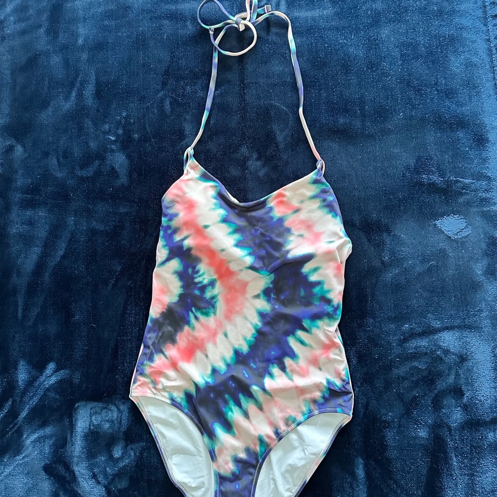 Athleta one piece bathing suit